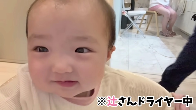 夫・杉浦と夕食を作る辻希美