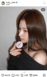 TWICE SANA、ぷるぷるな唇をアピールの画像
