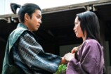 『豊臣兄弟！』仲野太賀×吉岡里帆の泣き笑いの画像