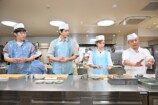 中沢元紀、杏花らが鮨アカデミー体験入学の画像