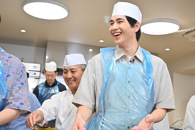 中沢元紀、杏花らが鮨アカデミー体験入学の画像