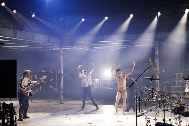 「よしおと爆風の、ええじゃないか盆踊り~武道館で編」MV撮影の様子