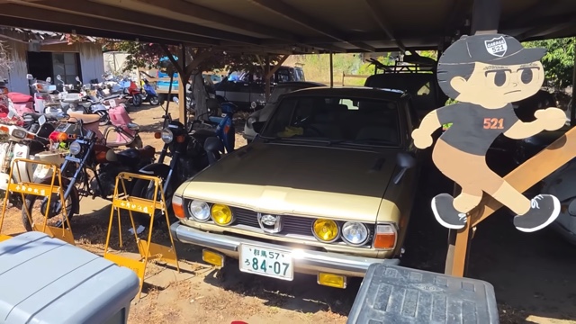 横兄が訪れたガレージ521にあるバイク
