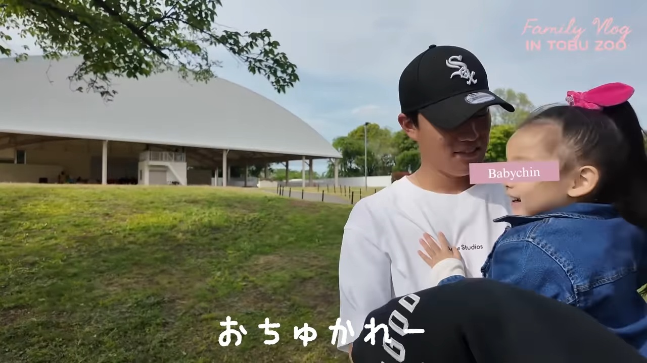 板野友美、家族で東武動物公園を満喫の画像