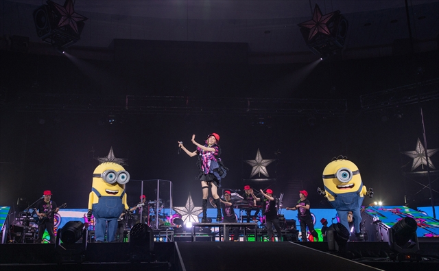 LiSA 全国アリーナツアー名古屋公演より(photo by 平野タカシ)