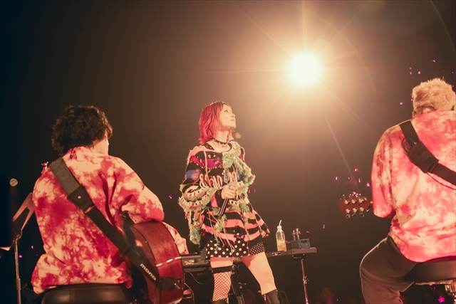 LiSA 全国アリーナツアー名古屋公演より(photo by 平野タカシ)