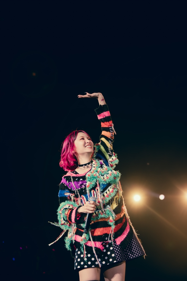 LiSA 全国アリーナツアー名古屋公演より(photo by 平野タカシ)