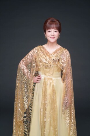 岩崎宏美、ビルボードライブ大阪でアコースティック公演開催 ピアノとギターのみの編成でオンステージ