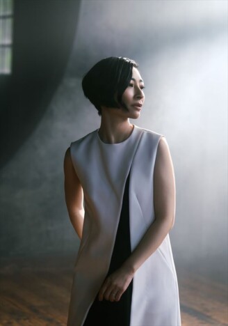坂本真綾、『Fate/Grand Order』主題歌ベスト盤『余韻』リリース　11年間の主題歌全6曲を完全収録