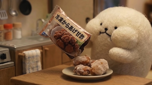 謎の爆食キャラ「しろまるくん」