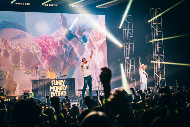 FUNKY MONKEY BΛBY'S ライブ写真