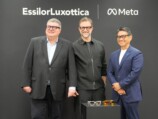 左からEssilorLuxottica日本・韓国・東南アジア統括シニアバイスプレジデントであるオリヴェエ・シュバン氏、EssilorLuxotticaのチーフデザインオフィサーのマッテオ・バティストン氏、Meta日本法人代表取締役の味澤将宏氏
