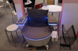 30分座るだけで12000回分の筋収縮運動をしてくれる『RENA CHAIR』