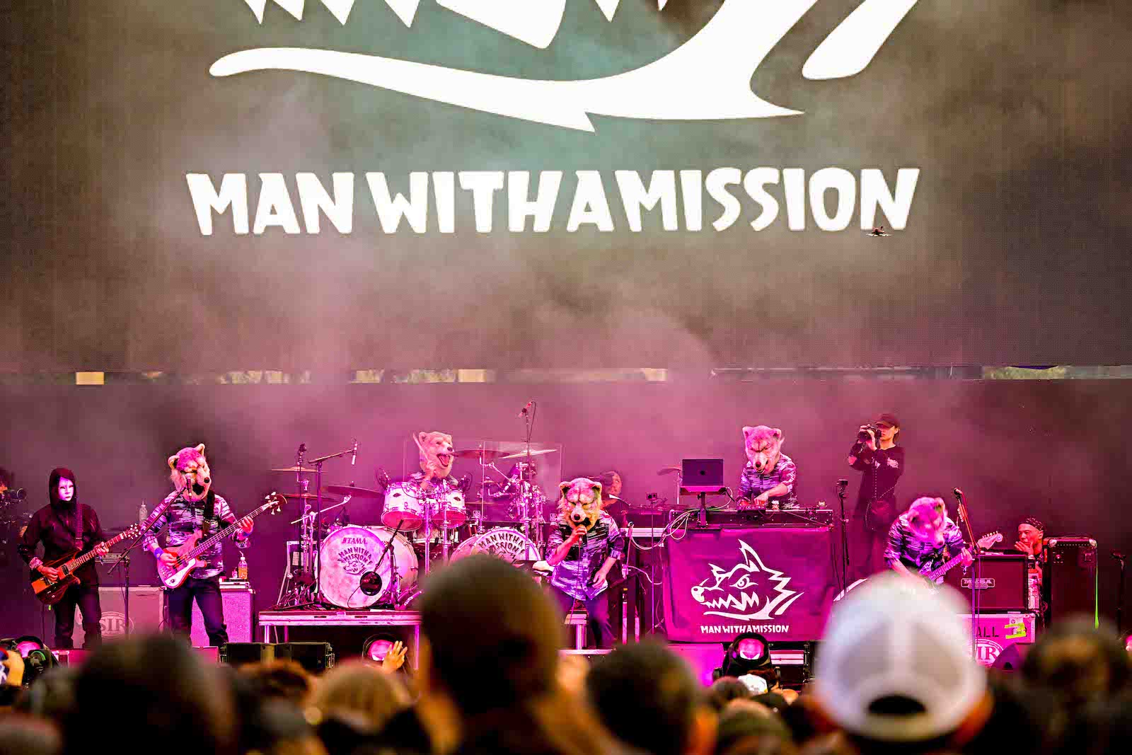 『Zipangu』MAN WITH A MISSION（撮影＝Ryo Kawakami）