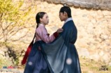 『素晴らしき新世界』の神キスに世界が熱狂の画像
