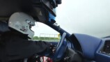 「フェラーリ F355 ベルリネッタ」で爆走するあま猫
