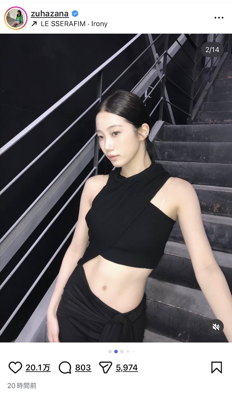 LE SSERAFIM KAZUHA、美ボディ披露の画像