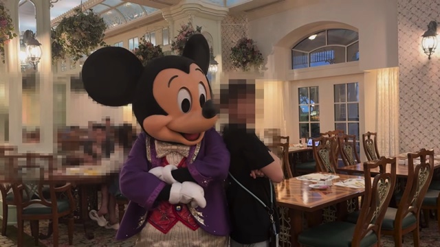 仲が宿泊した香港のディズニーランドホテルのスイートルーム