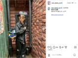 のん、ミッキーコーデで雨のディズニー満喫の画像