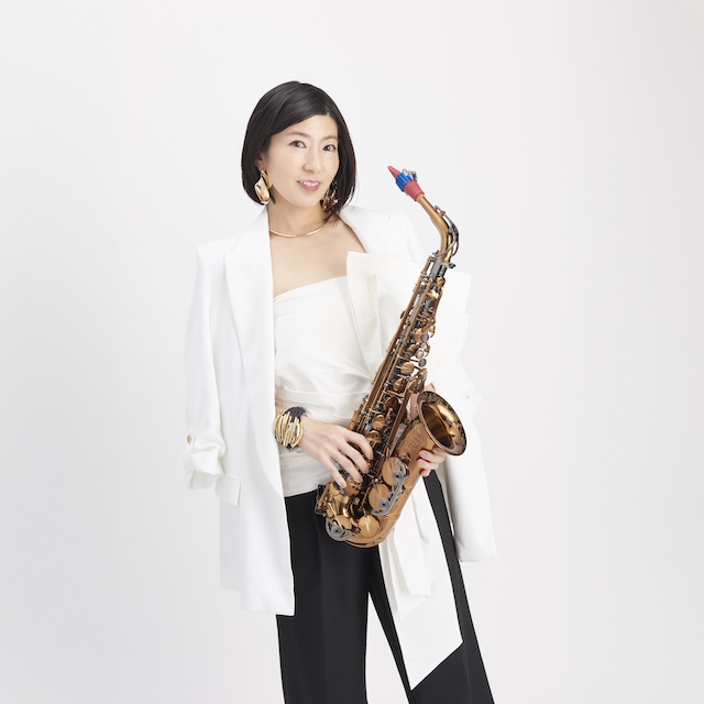 小林香織