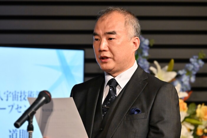 『サバ缶、宇宙へ行く』に野口聡一がJAXA職員役で出演　「見ているだけでワクワク」