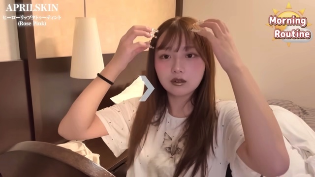 清楚ナチュラルメイクをした希空