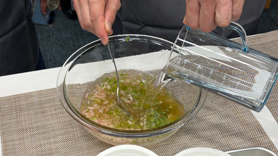 スープの制作過程