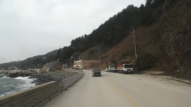 スーツが訪れた鬱陵島