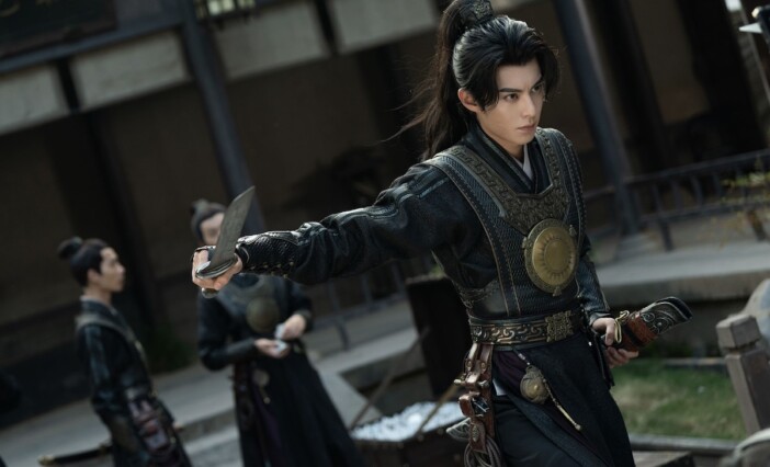 ワン・ホーディーは撮影現場で”7歳児”!?　中国ドラマ『大奉打更人』特典映像の一部が公開