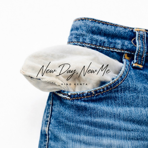 「New Day, New Me」ジャケット写真