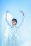 石川志泉、初写真集を8月31日発売の画像