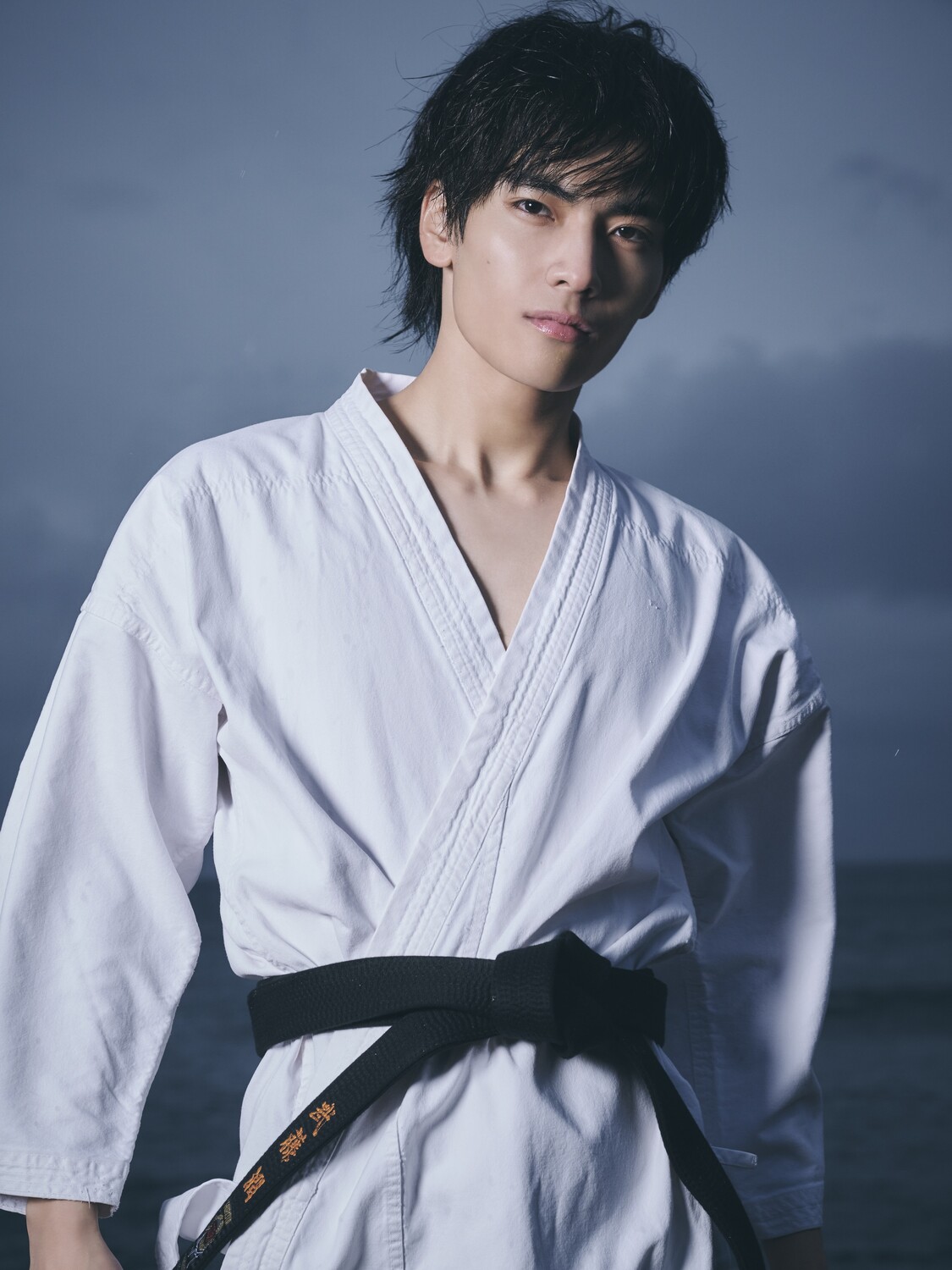 武藤潤 初写真集『燕飛』先行カット公開の画像