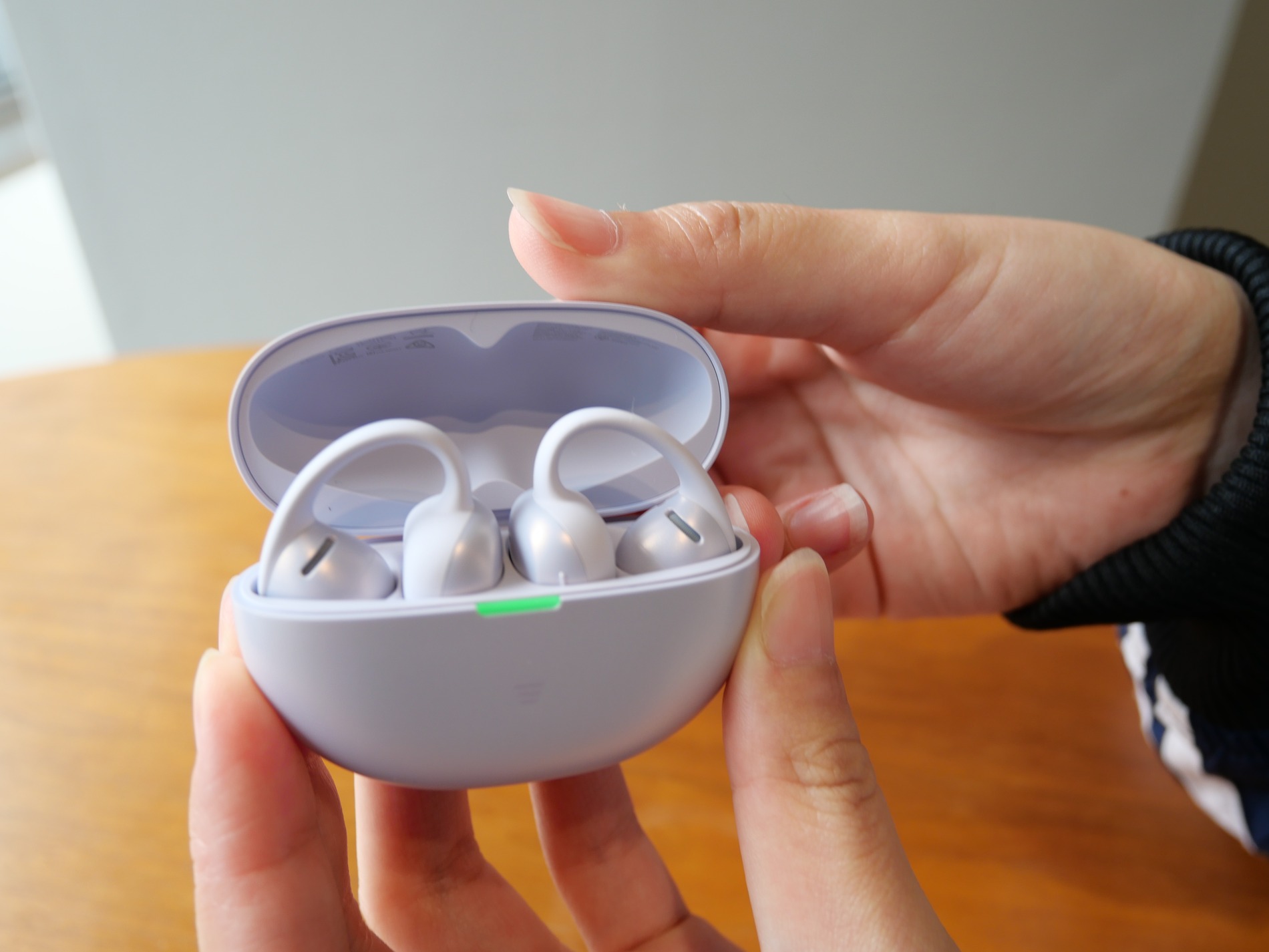 Shokzのイヤーカフ型イヤホン『OpenDots 2』と『OpenDots Air』