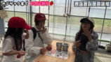 家族でいちご狩りを楽しむカジサック