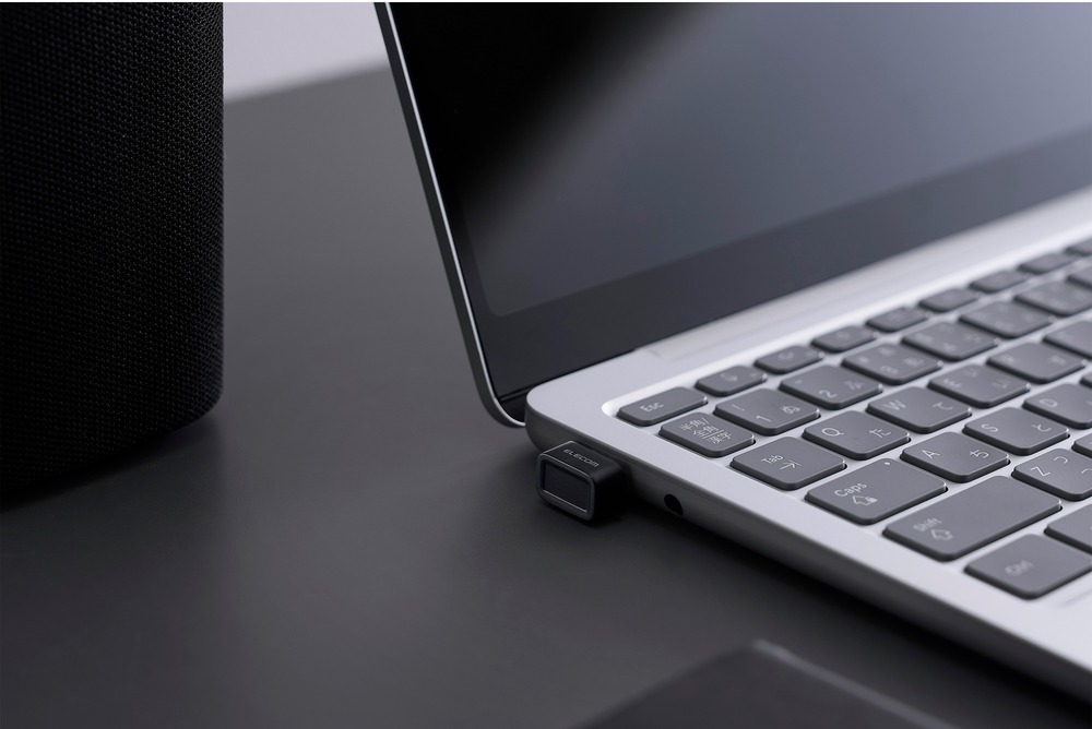 エレコムのUSB指紋認証リーダー2モデルの画像