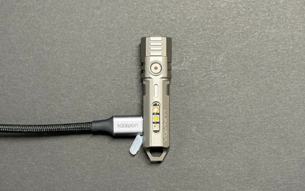 純チタン製超小型LEDライト『LUNADA T2』登場の画像