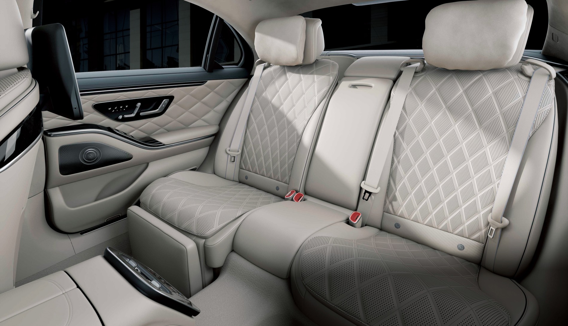 Mercedes-Benz The new S-Class