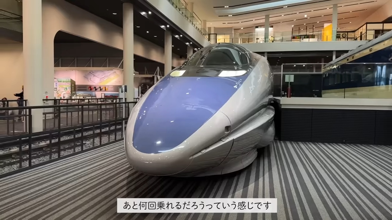 しおねる、鉄道博物館で0系新幹線に大興奮の画像