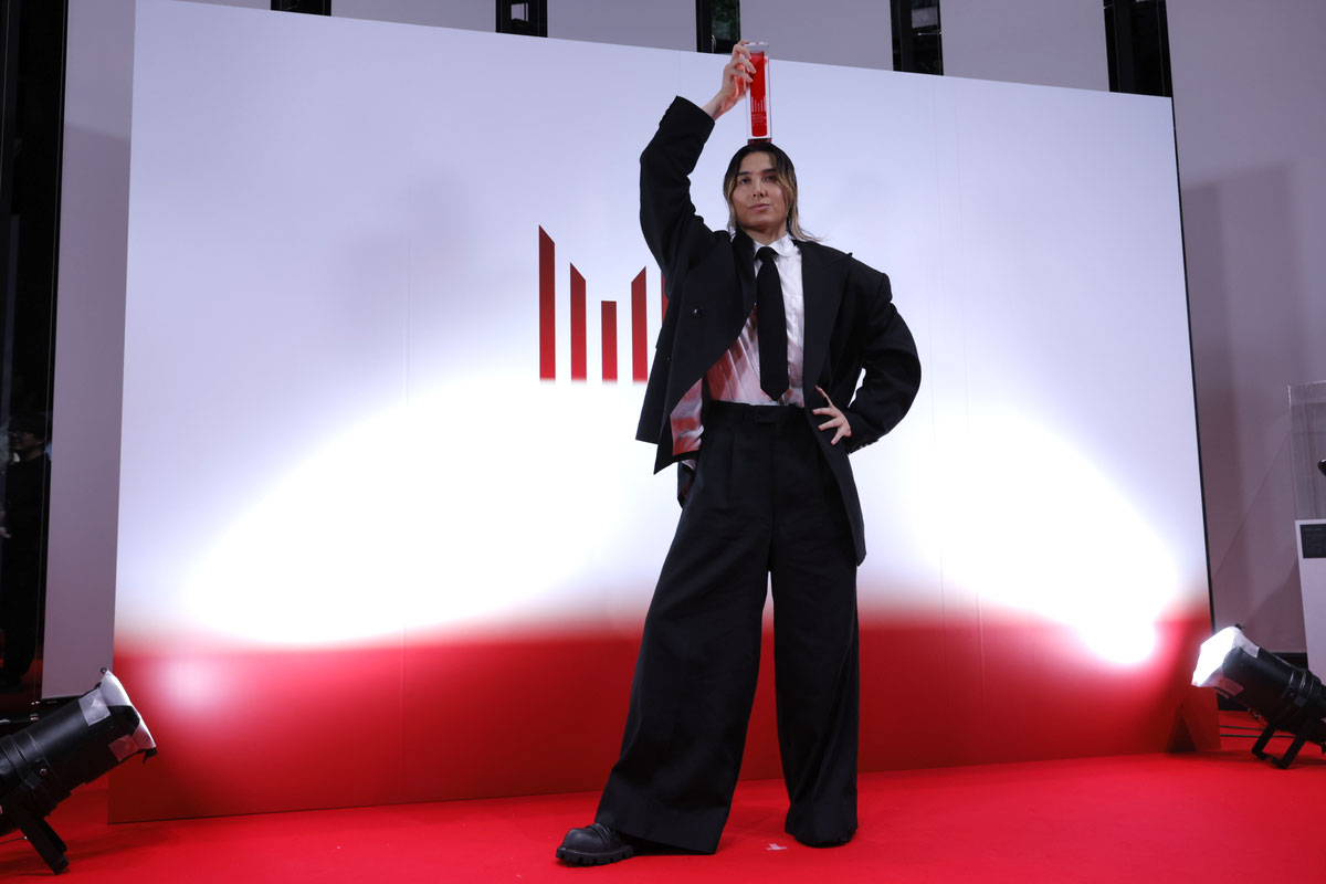 『MUSIC AWARDS JAPAN 2026』囲み取材に登場した藤井 風(Fujii Kaze)(写真=池村隆司)