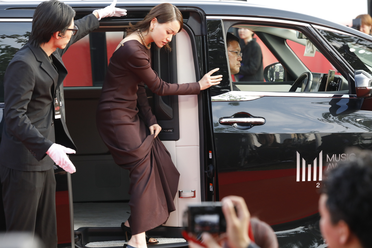 iri（写真＝池村隆司）