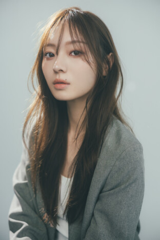 梅澤美波、オフィシャルWEBサイト&Xアカウント開設 乃木坂46卒業後初となる生配信も