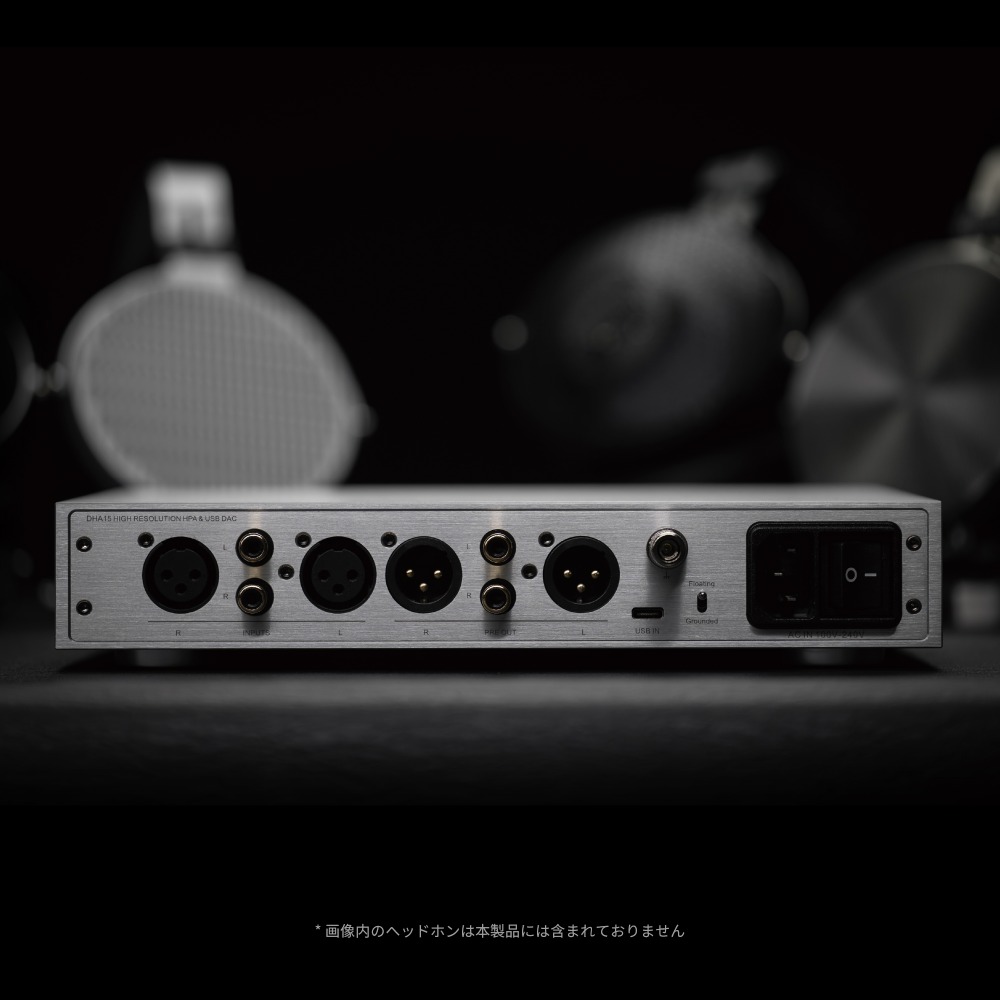 USB-C 入力およびヘッドホン出力に加え、デュアル 3pinXLR とデュアル RCAによる入出力に対応