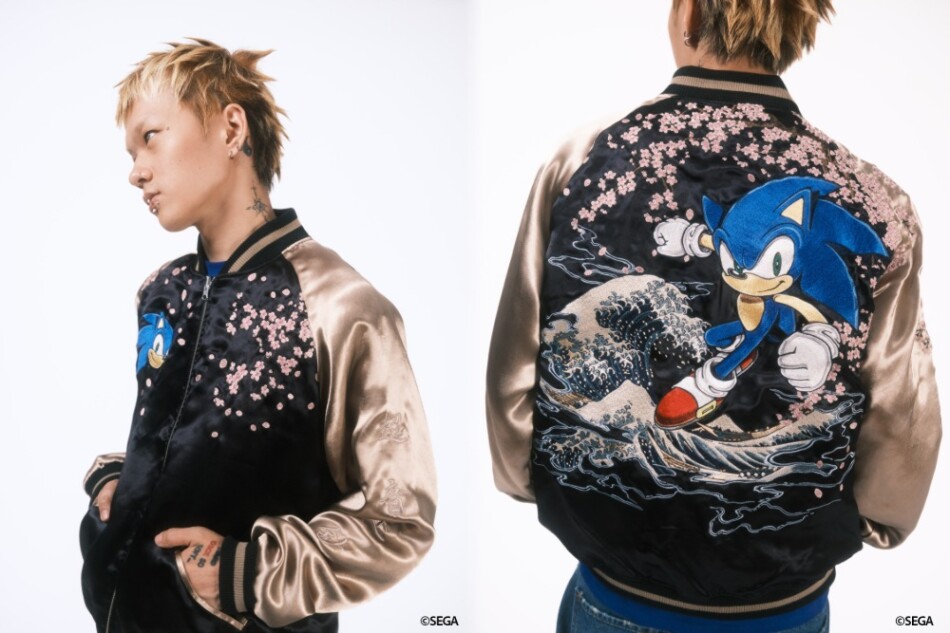 SONIC IN THE HOKUSAI SUKA JUMPER (A面) 刺繍 (モデル身長 175cm XLサイズ着用)