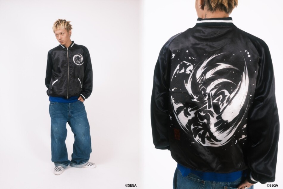 SONIC IN THE HOKUSAI SUKA JUMPER (B面) 墨絵調プリント (モデル身長 175cm XLサイズ着用)