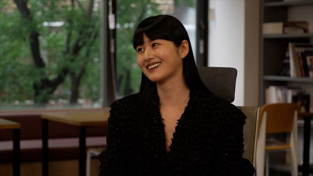 新井貴子