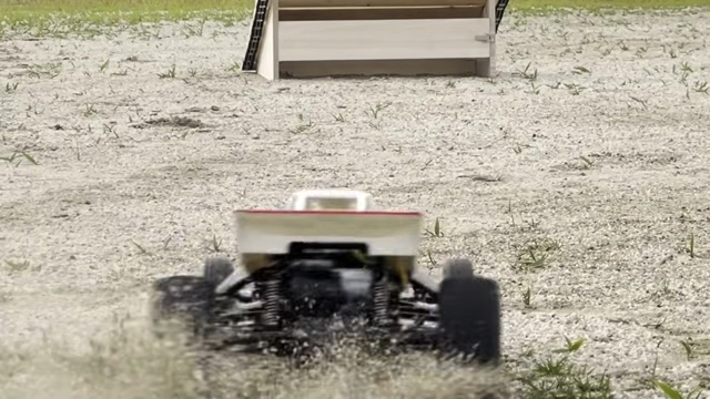 「グラスホッパー」初代とⅡの走行比較