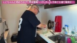 娘と一緒に野球観戦をする山本圭壱