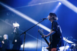AA= ライブ写真（撮影＝YOSHIFUMI SHIMIZU）