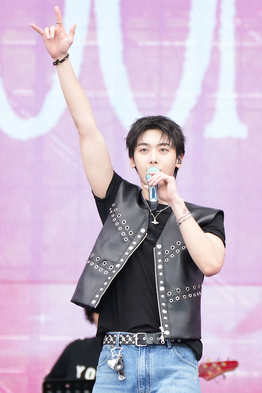 YOON SAN-HA