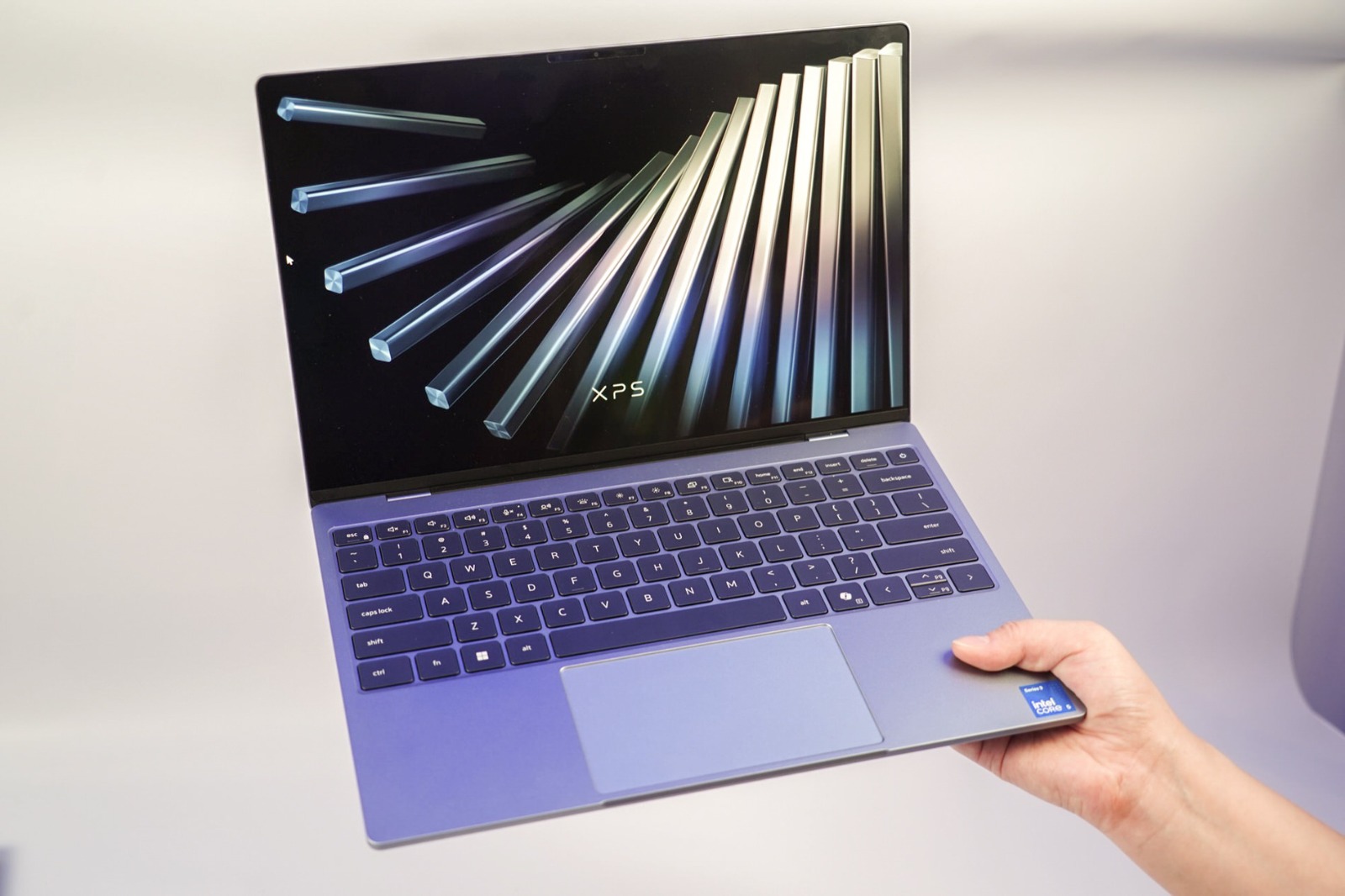 DELLの戦略機「XPS」